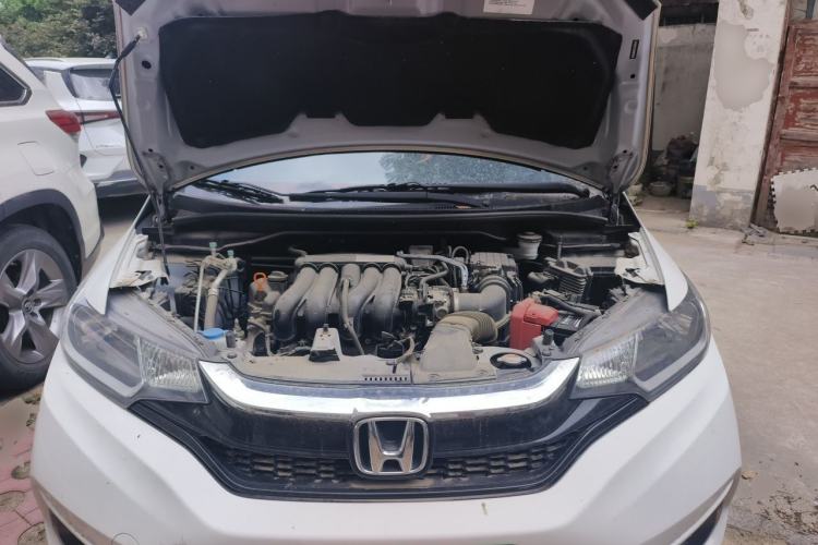 Used Honda Fit 2018 1.5L Manual Comfort Version Engine Bay