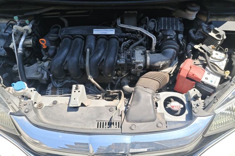 Used Honda Fit 2018 1.5L CVT Luxury Edition Engine Bay