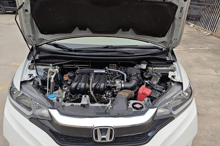 Used Honda Fit 2018 1.5L CVT Comfort Sunroof Version Engine Bay