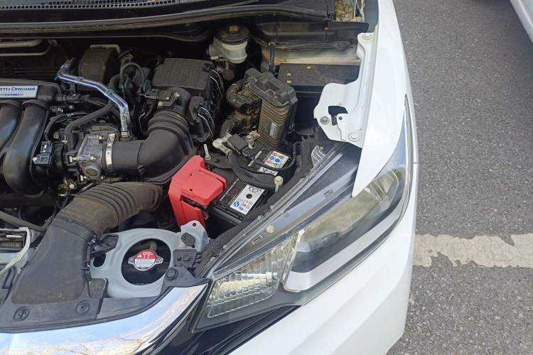 Used Honda Fit 2018 1.5L CVT Comfort Version Engine Bay Left