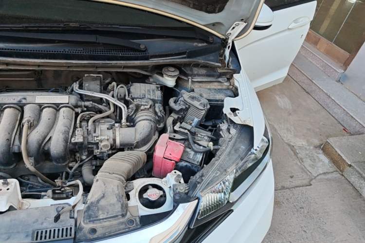 Used Honda Fit 2018 1.5L CVT Comfort Version Engine Bay Left