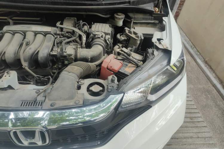 Used Honda Fit 2018 1.5L CVT Comfort Sunroof Version Engine Bay Left