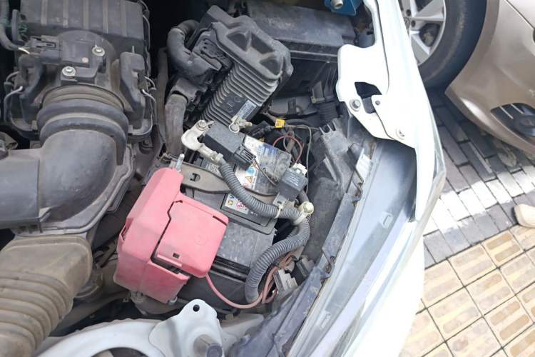 Used Honda Fit 2018 1.5L CVT Comfort Version Engine Bay Left