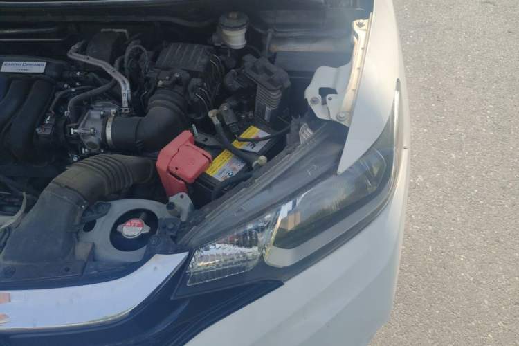 Used Honda Fit 2018 1.5L CVT Comfort Sunroof Version Engine Bay Left