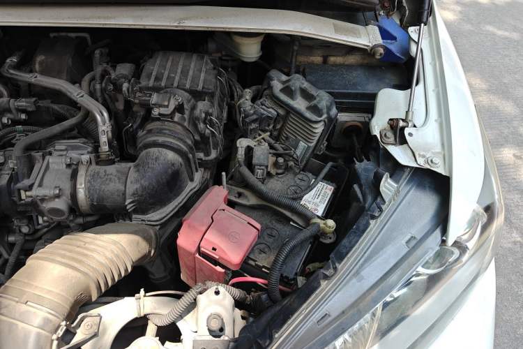 Used Honda Fit 2018 1.5L Manual Comfort Version Engine Bay Left