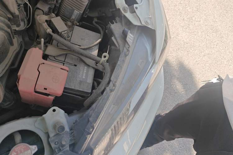 Used Honda Fit 2018 1.5L CVT Comfort Sunroof Version Engine Bay Left