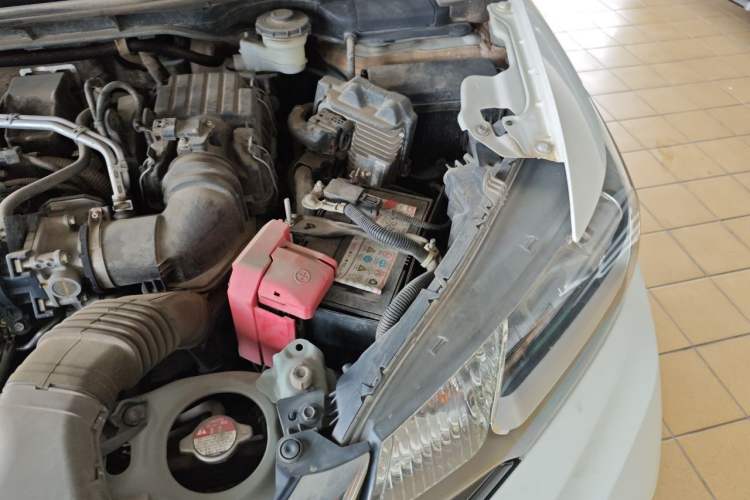 Used Honda Fit 2018 1.5L CVT Comfort Version Engine Bay Left