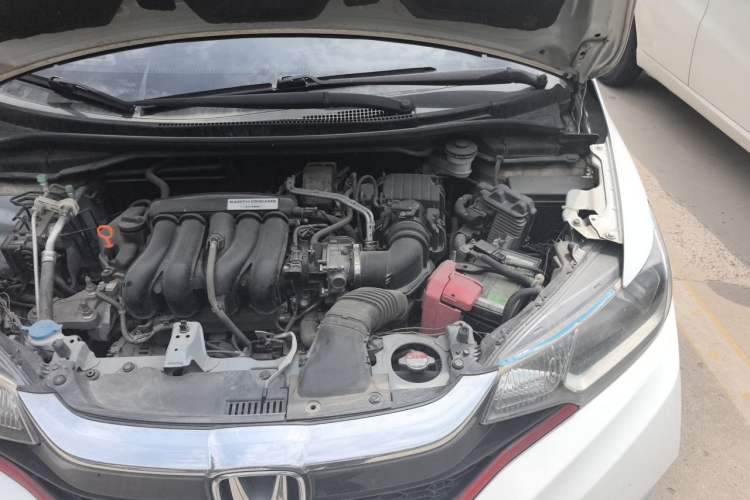 Used Honda Fit 2018 1.5L CVT Comfort Sunroof Version Engine Bay Left