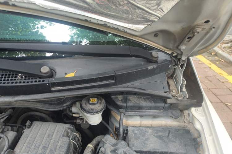 Used Honda Fit 2018 1.5L CVT Comfort Version Engine Bay Left