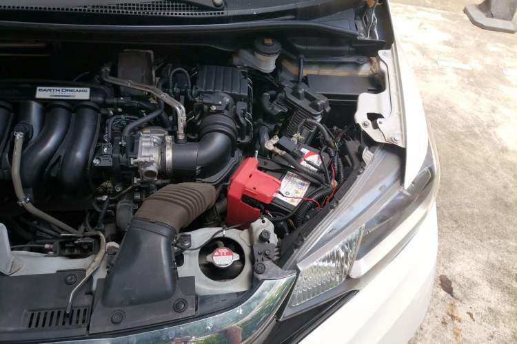 Used Honda Fit 2018 1.5L CVT Comfort Version Engine Bay Left