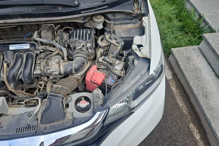 Used Honda Fit 2018 1.5L CVT Comfort Sunroof Version Engine Bay Left