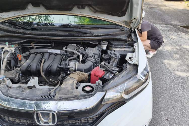 Used Honda Fit 2018 1.5L CVT Comfort Sunroof Version Engine Bay Left