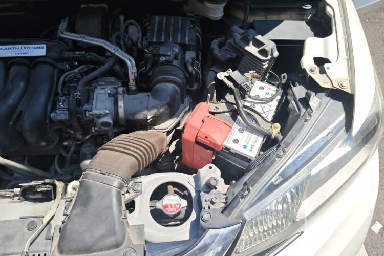 Used Honda Fit 2018 1.5L CVT Luxury Edition Engine Bay Left