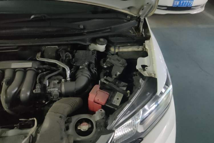 Used Honda Fit 2018 1.5L CVT Comfort Version Engine Bay Left