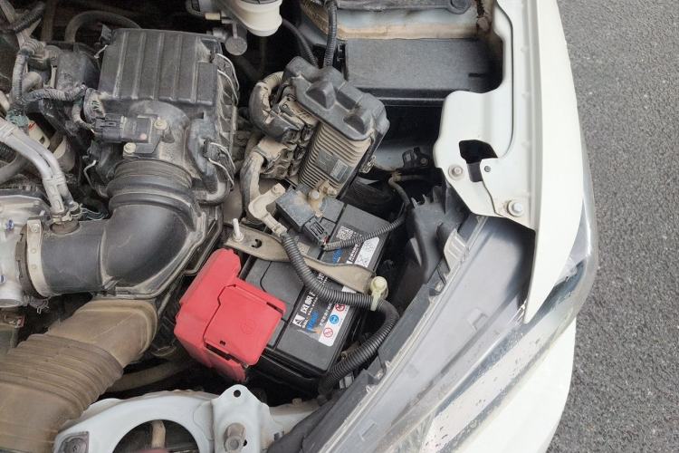 Used Honda Fit 2018 1.5L CVT Comfort Version Engine Bay Left