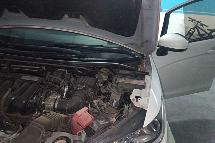 Used Honda Fit 2018 1.5L CVT Trendy Run+ Edition Engine Bay Left