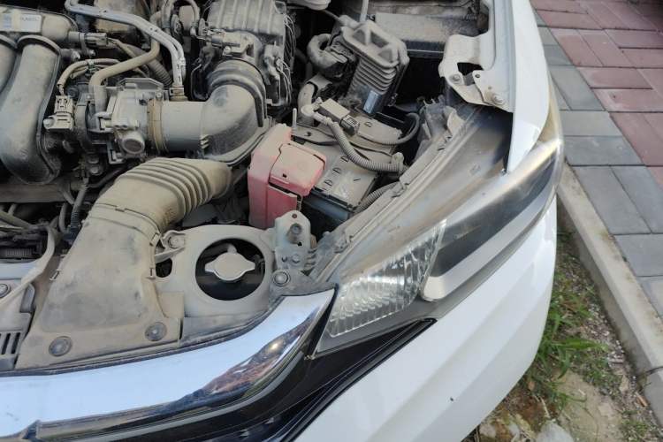 Used Honda Fit 2018 1.5L CVT Comfort Sunroof Version Engine Bay Left