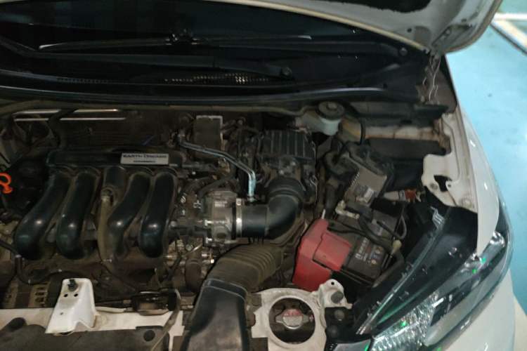 Used Honda Fit 2018 1.5L CVT Comfort Sunroof Version Engine Bay Left