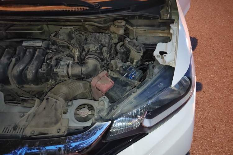 Used Honda Fit 2018 1.5L CVT Comfort Version Engine Bay Left