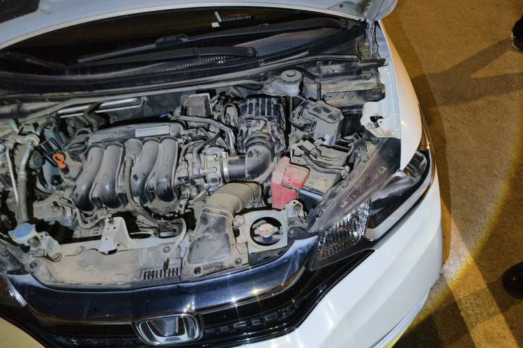 Used Honda Fit 2018 1.5L CVT Comfort Sunroof Version Engine Bay Left