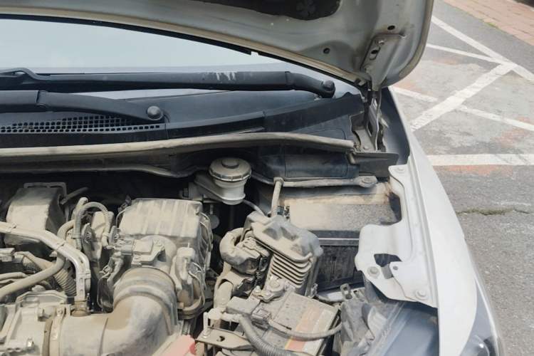 Used Honda Fit 2018 1.5L CVT Comfort Sunroof Version Engine Bay Left
