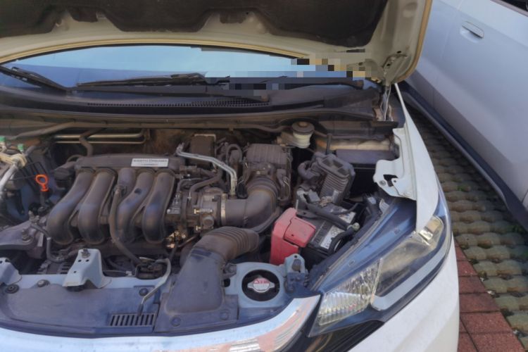 Used Honda Fit 2018 1.5L CVT Comfort Version Engine Bay Left