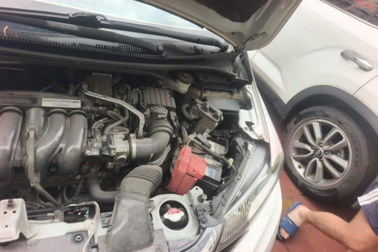 Used Honda Fit 2018 1.5L CVT Comfort Sunroof Version Engine Bay Left
