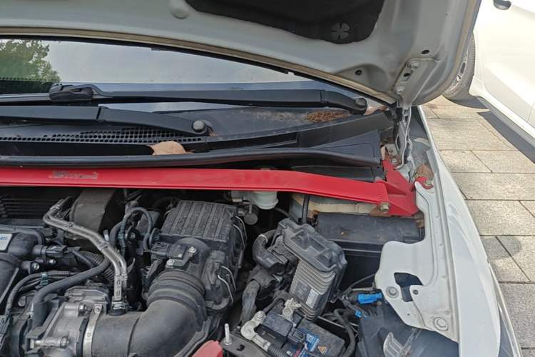 Used Honda Fit 2018 1.5L CVT Comfort Version Engine Bay Left