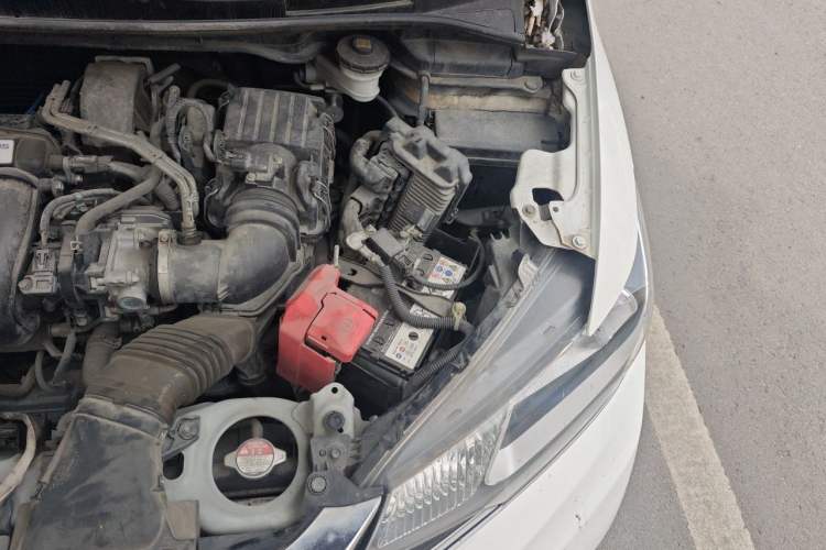 Used Honda Fit 2018 1.5L CVT Trendy Sports Edition Engine Bay Left