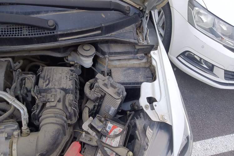 Used Honda Fit 2018 1.5L CVT Trendy Sports Edition Engine Bay Left