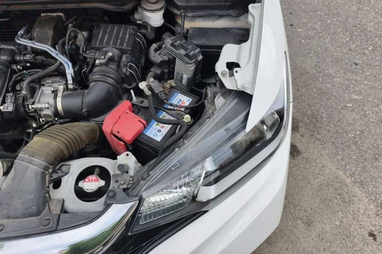 Used Honda Fit 2018 1.5L CVT Comfort Version Engine Bay Left