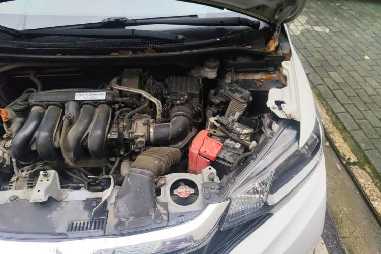 Used Honda Fit 2018 1.5L CVT Comfort Sunroof Version Engine Bay Left