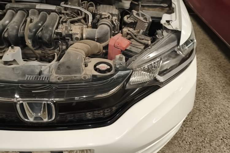 Used Honda Fit 2018 1.5L CVT Comfort Sunroof Version Engine Bay Left