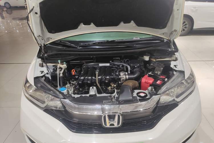 Used Honda Fit 2018 1.5L CVT Comfort Version Engine Bay