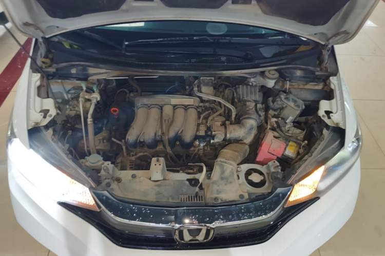 Used Honda Fit 2018 1.5L CVT Comfort Version Engine Bay