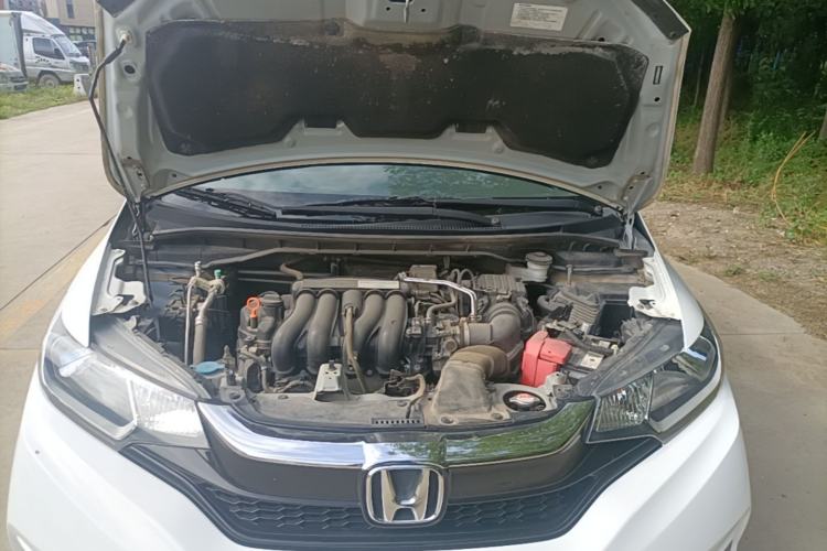 Used Honda Fit 2018 1.5L CVT Comfort Sunroof Version Engine Bay
