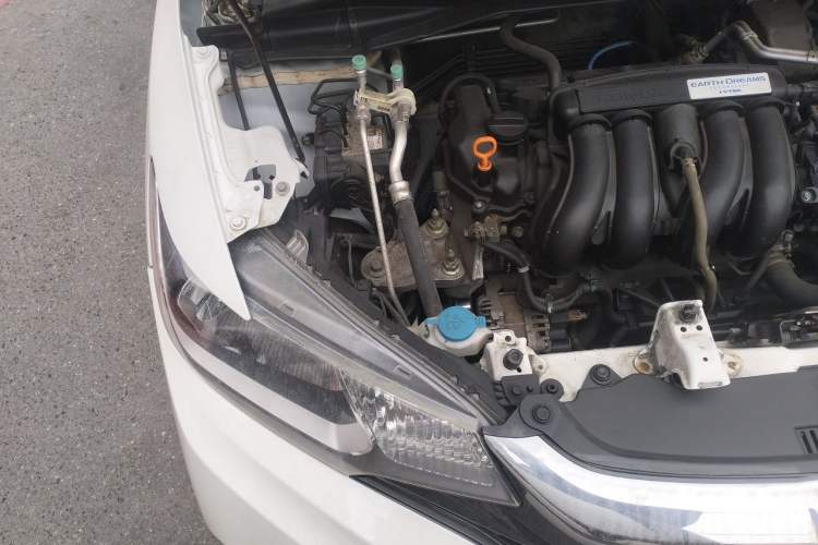 Used Honda Fit 2018 1.5L CVT Comfort Version Engine Bay Right