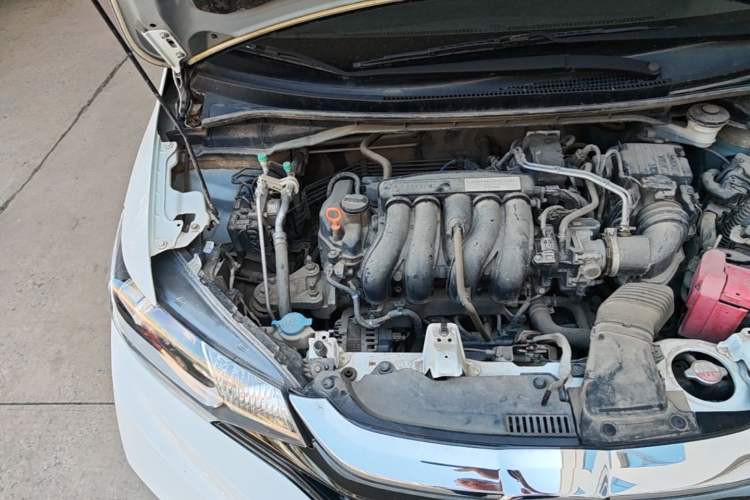 Used Honda Fit 2018 1.5L CVT Comfort Version Engine Bay Right