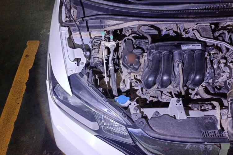 Used Honda Fit 2018 1.5L CVT Comfort Sunroof Version Engine Bay Right