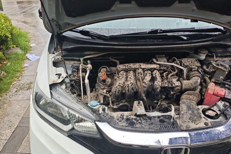 Used Honda Fit 2018 1.5L CVT Comfort Version Engine Bay Right