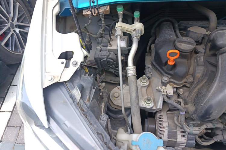 Used Honda Fit 2018 1.5L CVT Comfort Version Engine Bay Right