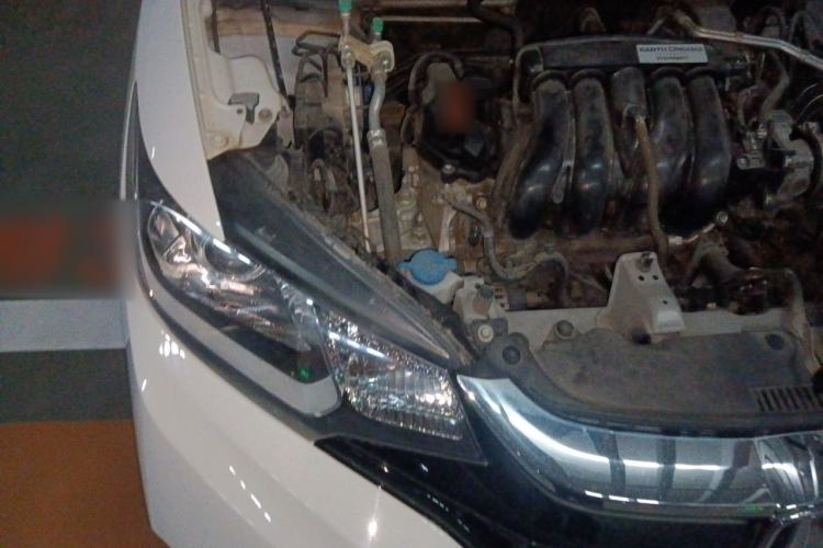 Used Honda Fit 2018 1.5L CVT Comfort Version Engine Bay Right
