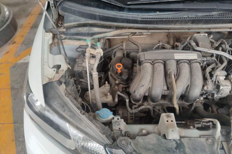 Used Honda Fit 2018 1.5L CVT Comfort Version Engine Bay Right