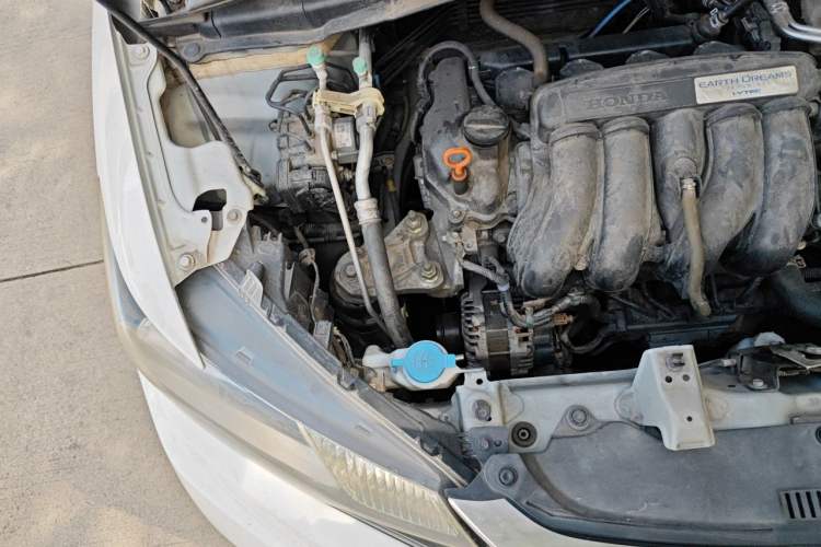 Used Honda Fit 2018 1.5L CVT Comfort Version Engine Bay Right