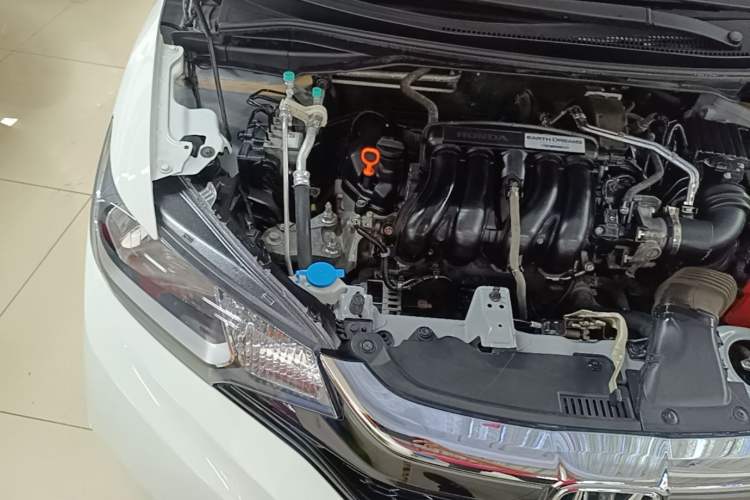 Used Honda Fit 2018 1.5L CVT Comfort Version Engine Bay Right