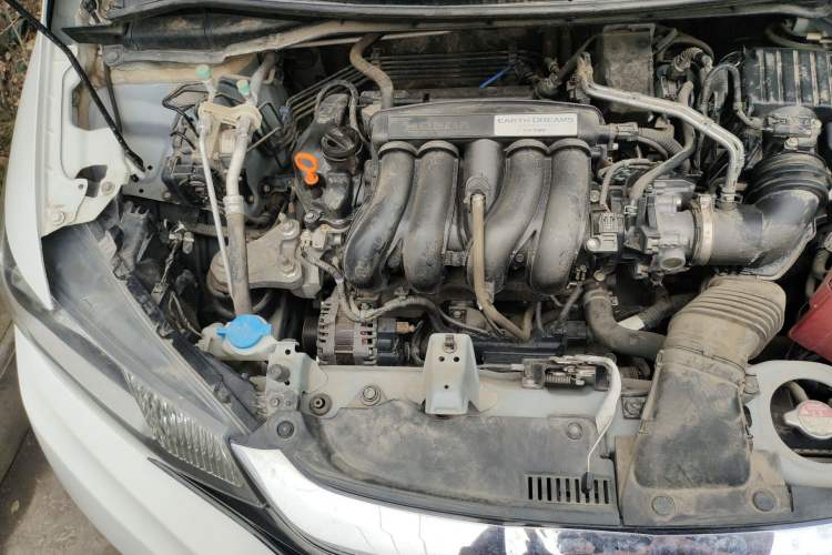 Used Honda Fit 2018 1.5L Manual Comfort Version Engine Bay Right