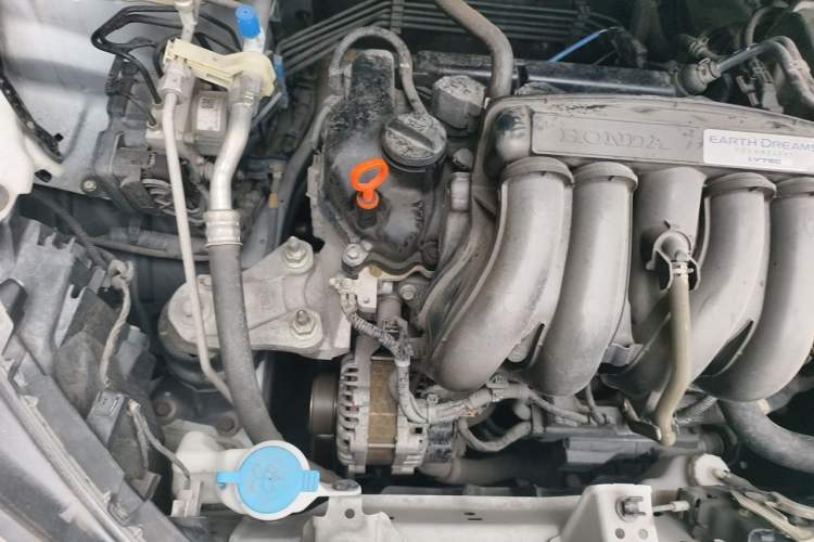 Used Honda Fit 2018 1.5L Manual Comfort Version Engine Bay Right
