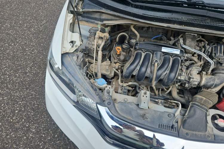 Used Honda Fit 2018 1.5L CVT Comfort Sunroof Version Engine Bay Right