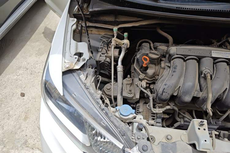 Used Honda Fit 2018 1.5L CVT Comfort Version Engine Bay Right