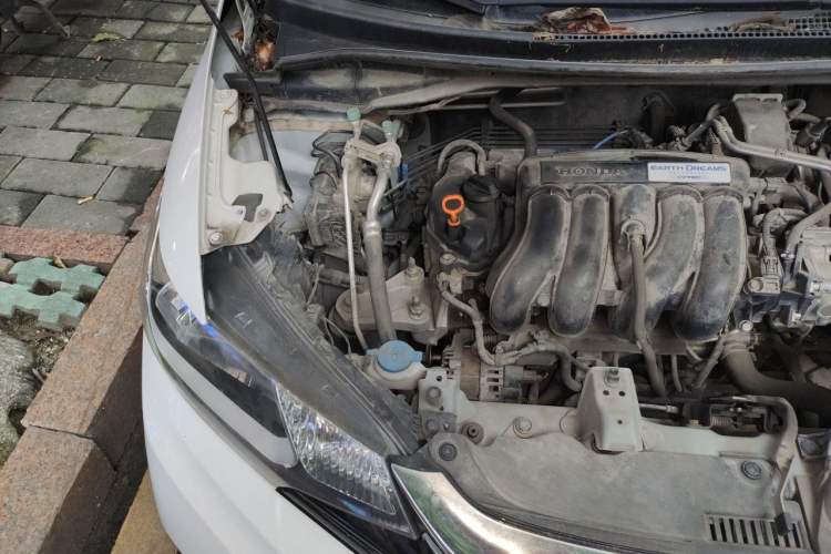 Used Honda Fit 2018 1.5L CVT Comfort Version Engine Bay Right